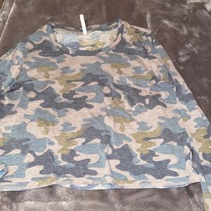 Tresics Camo long sleeve